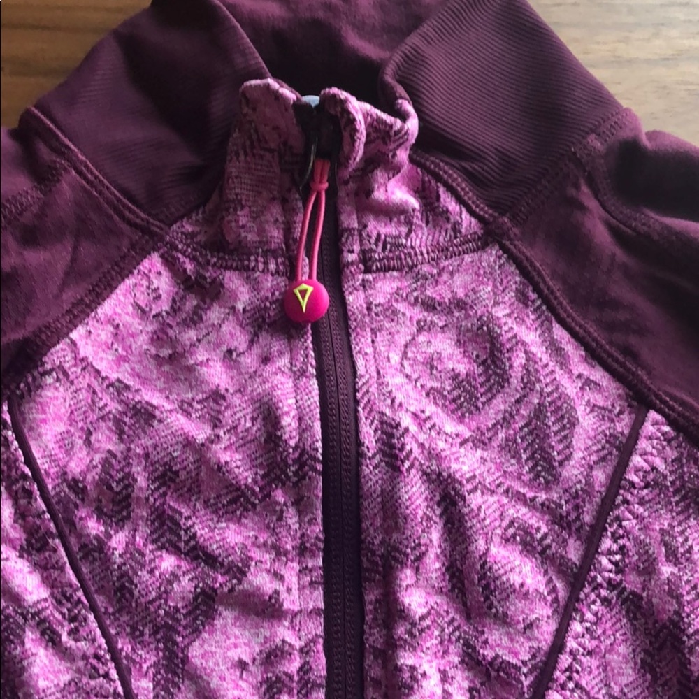 Ivivva gently used jacket - Picture 2 of 4